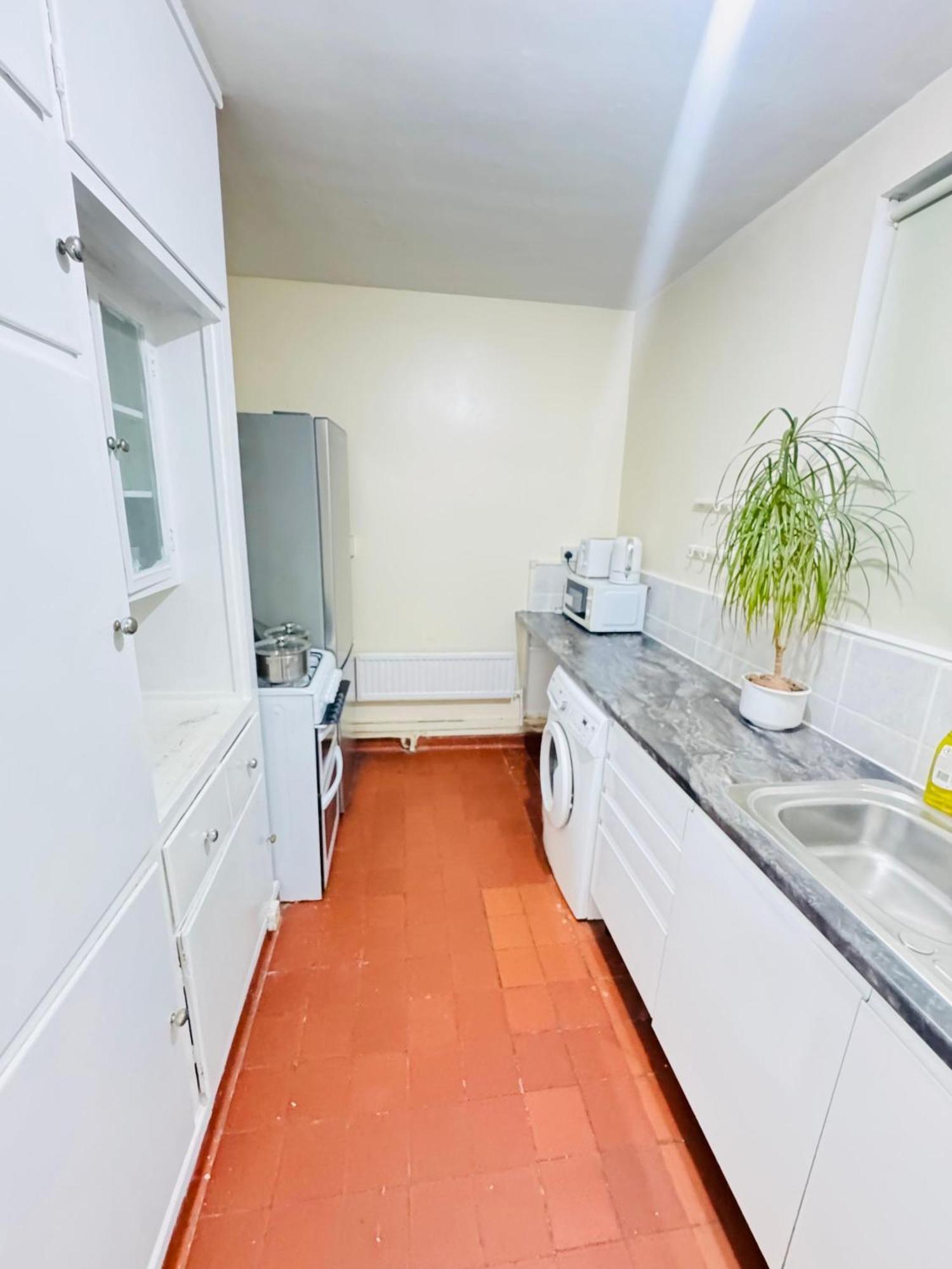 Two Bedroom In Paddington * Londres