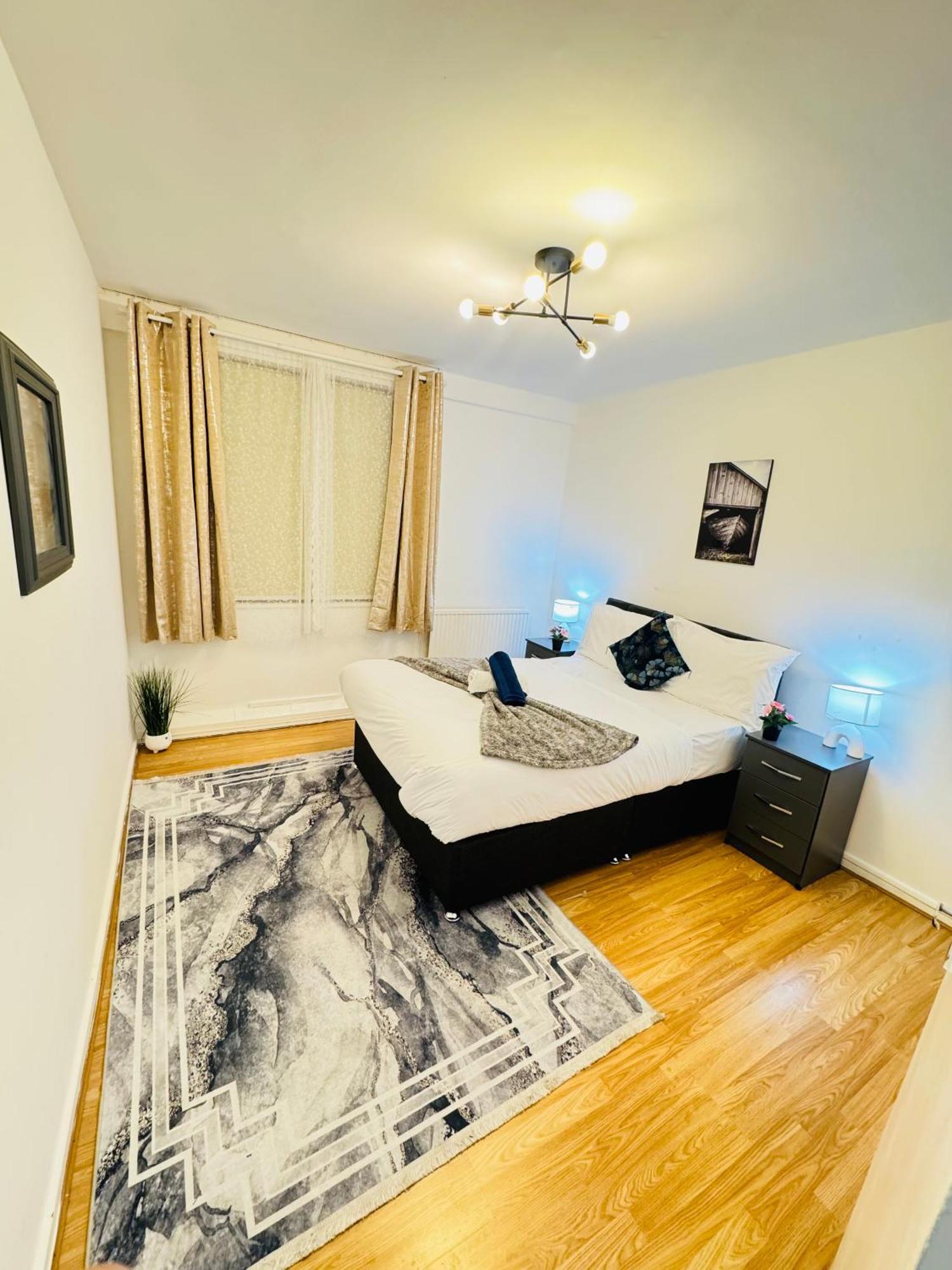 Two Bedroom In Paddington